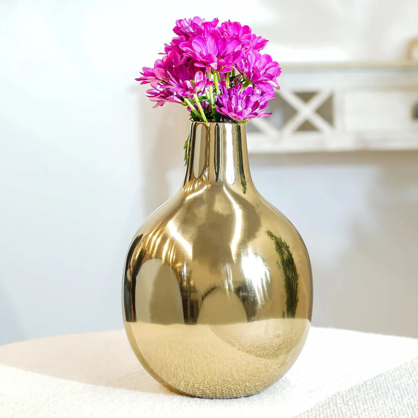 Classic Golden Vase for Living Room & Event Décor