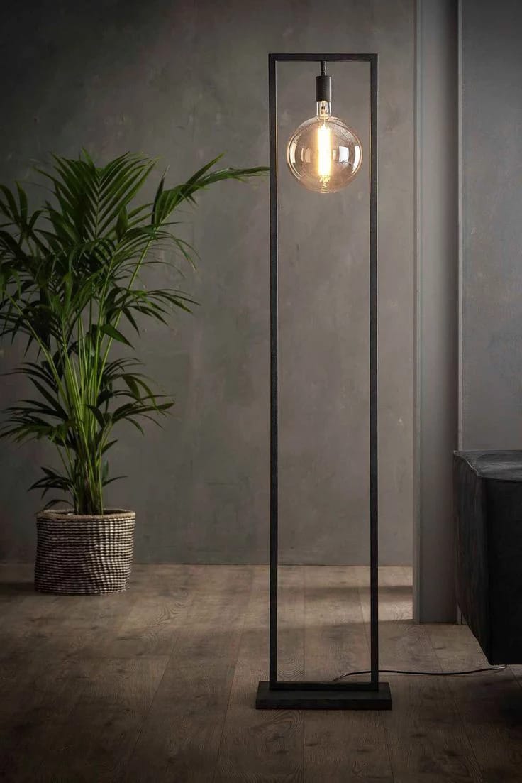 Modern Industrial Floor Lamp with Metal Frame – Minimalist Standing Decorative Light